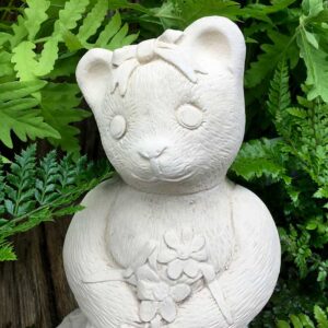 Teddy (Mrs)